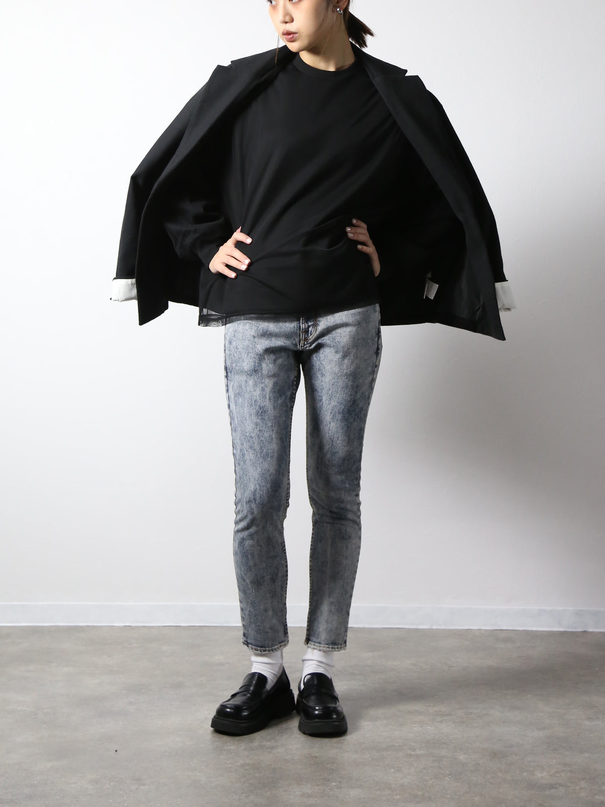 プレミアムジーンズ テーパードストレート　クラウドケミカルカラー/レディス