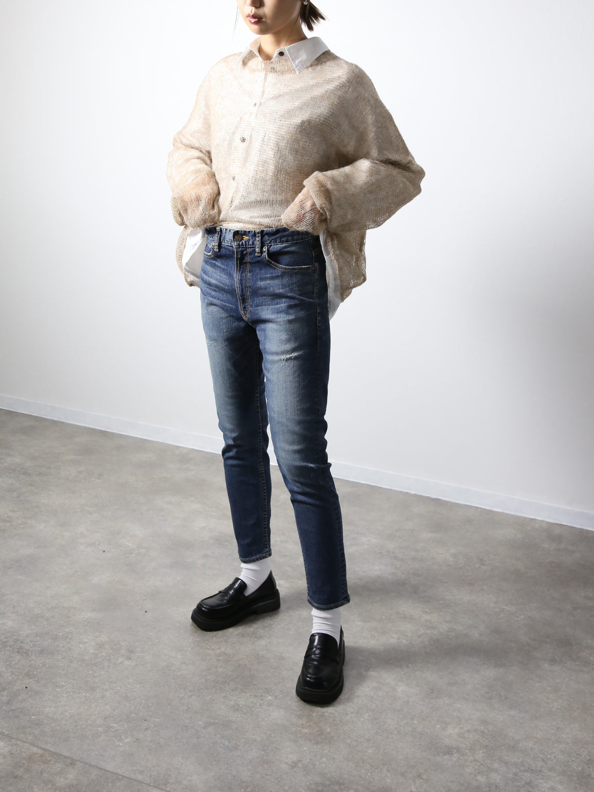 プレミアムジーンズ　テーパードストレート　ユーズドカラー/レディス