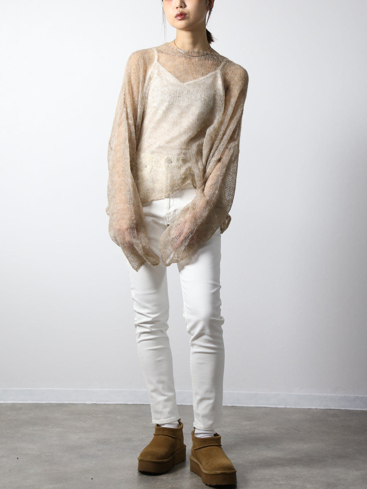 プレミアムジーンズ 　テーパードストレート　抗菌・防汚・撥水加工ホワイトデニム/レディス