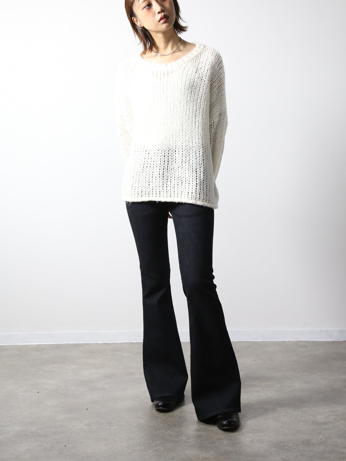 ジンバブエコットン ベルボトムジーンズ　ブラックカラーデニム/ユニセックス