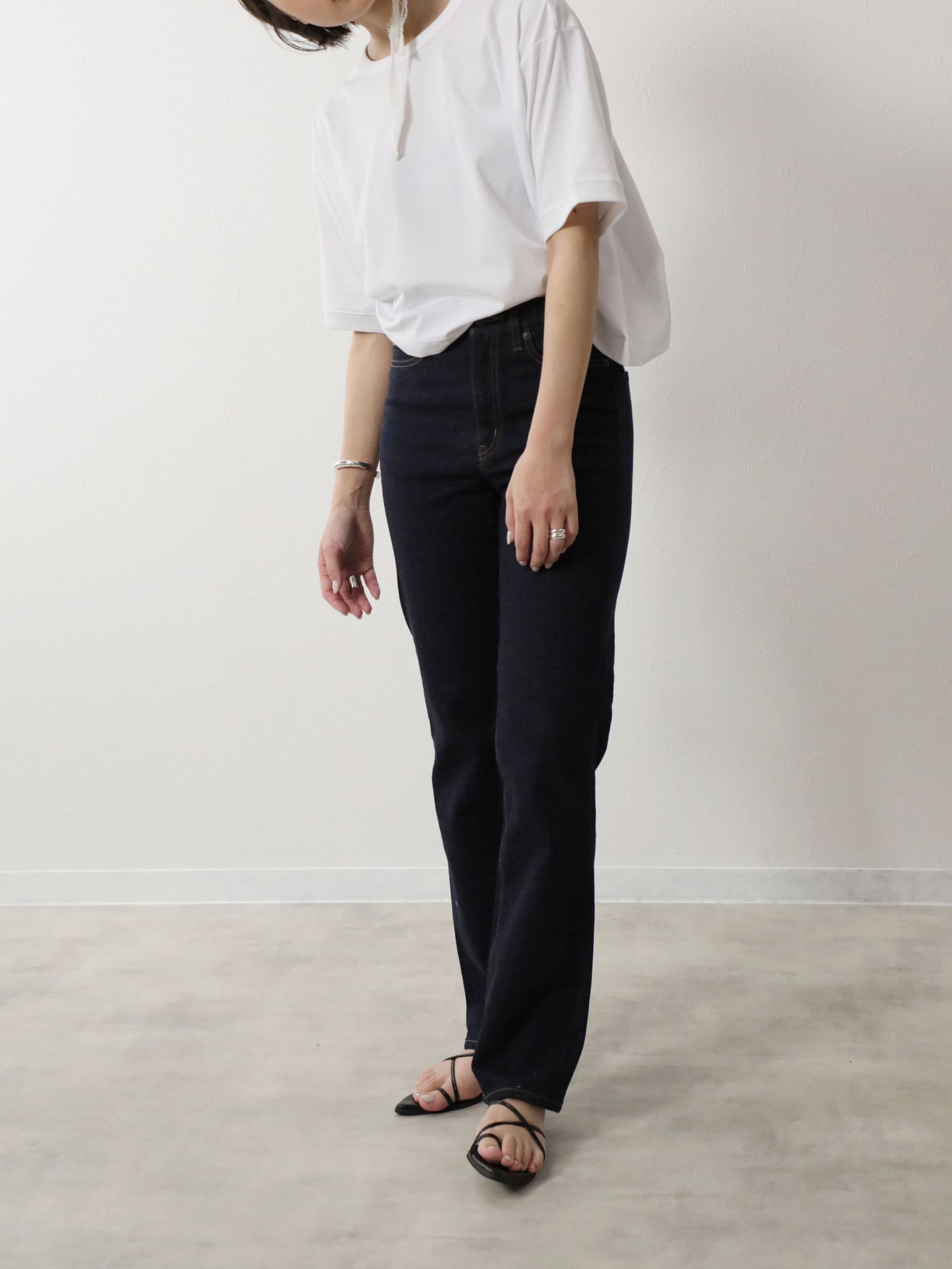 プレミアムジーンズ　ストレッチデニムストレート　ワンウオッシュ/レディス