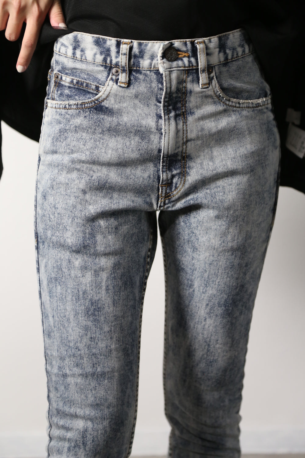 プレミアムジーンズ テーパードストレート　クラウドケミカルカラー/レディス