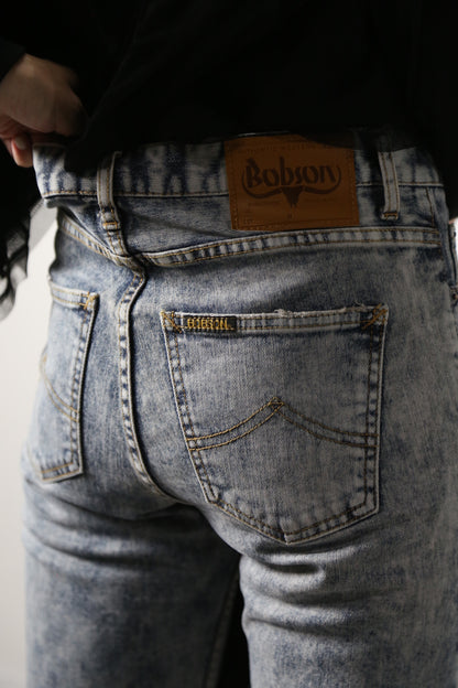 プレミアムジーンズ テーパードストレート　クラウドケミカルカラー/レディス